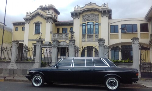 CasaJimenezArtNouveaustylebuildingcostaricalimousineMERCEDES300DLANG